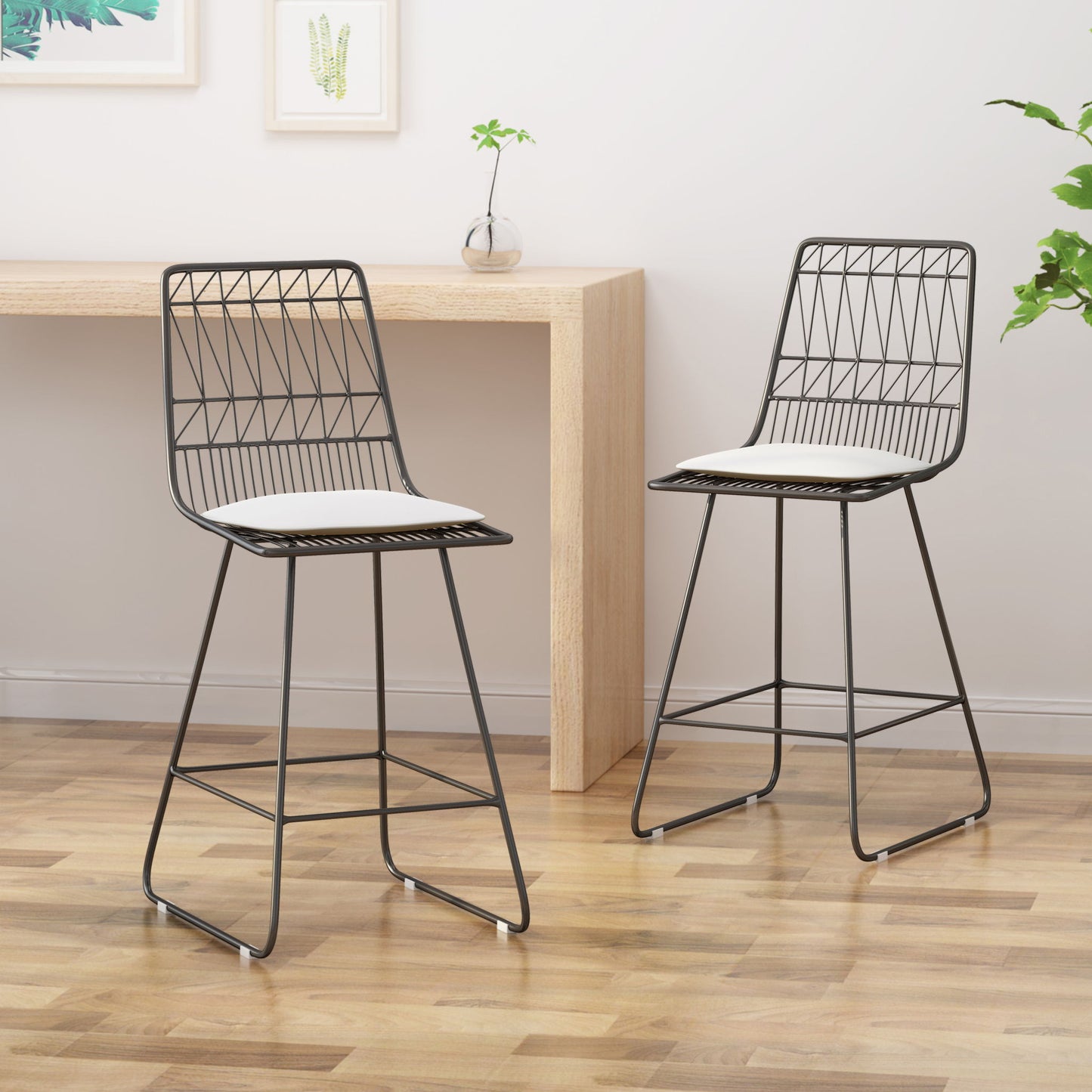 Yearning Iron Counter Stool With Water Resistant Cushion