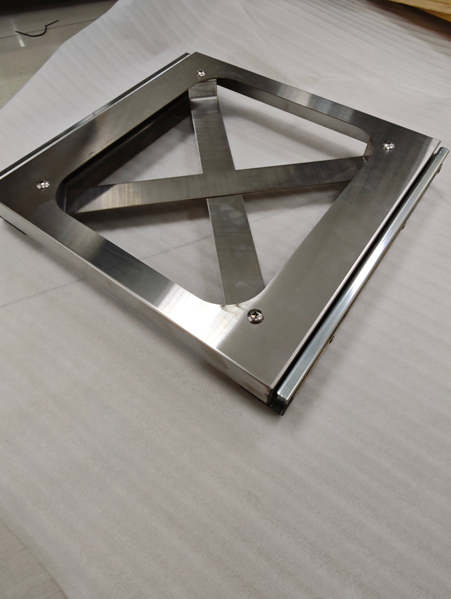 Black Gas Cylinder Pallet Stainless Steel 6B01 4B03