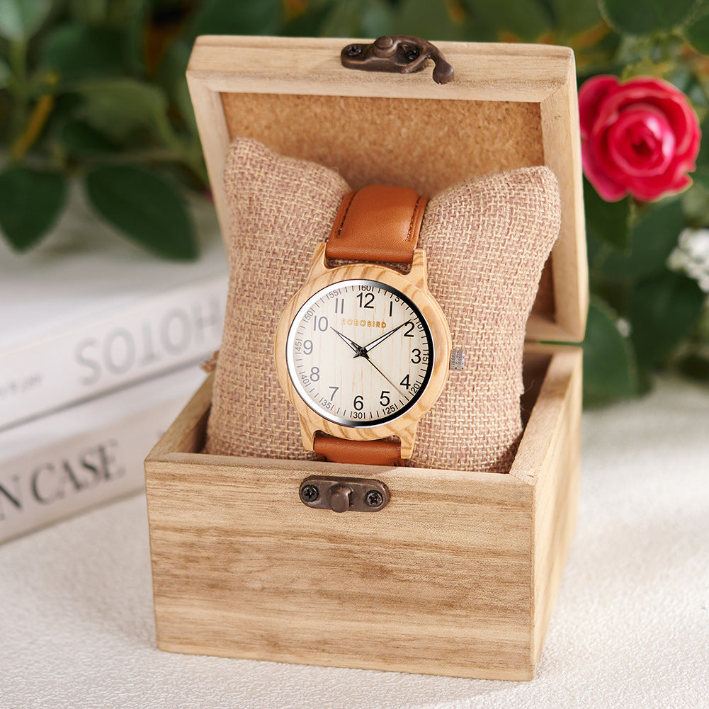 Creative And Fashionable Wooden Couples Watches
