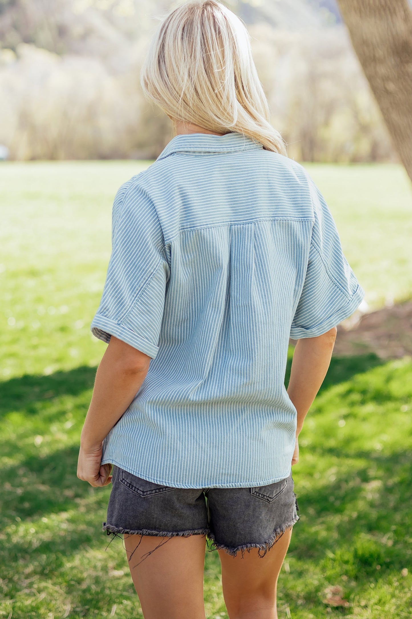 Anais Sleeve Up Loose Shirt