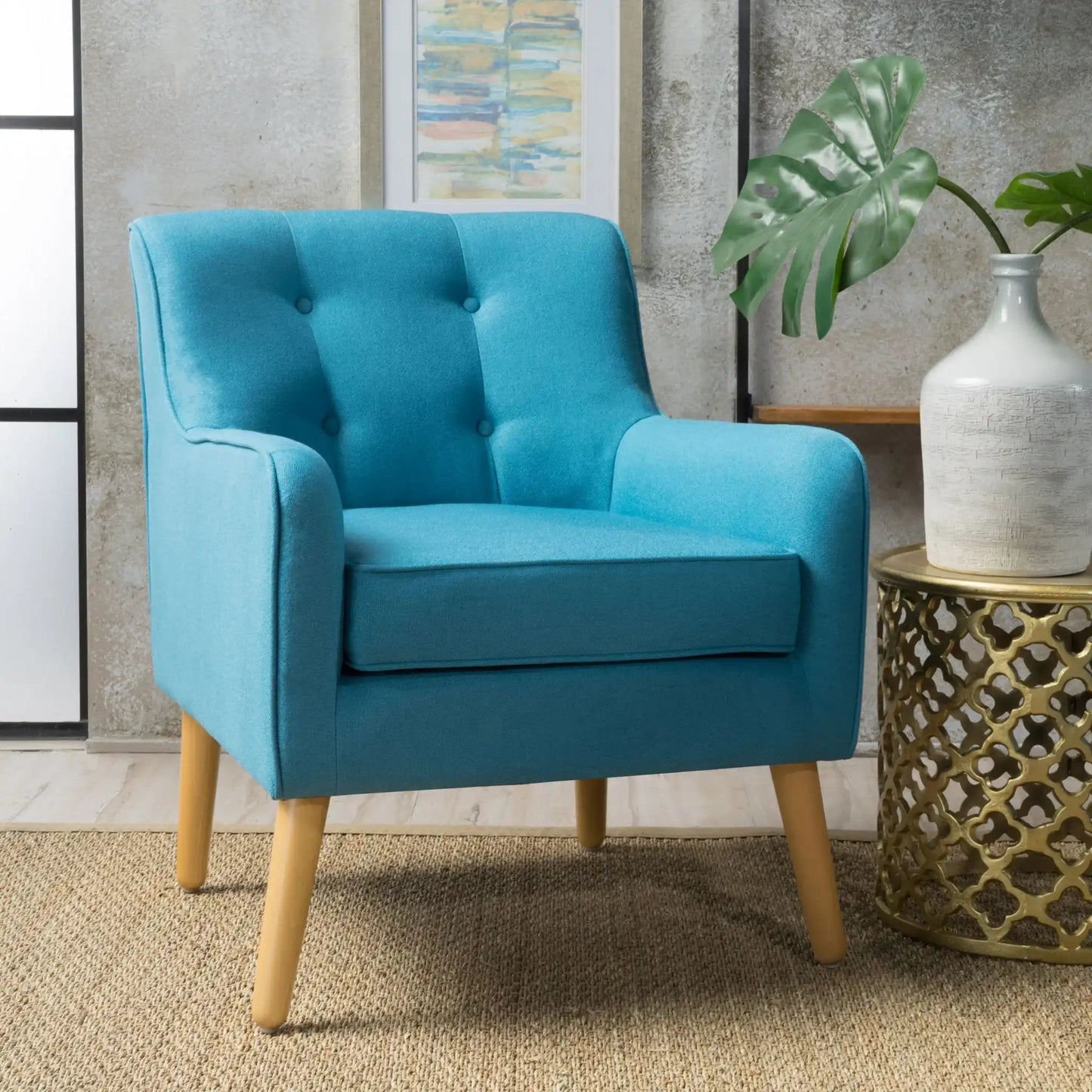 Modern Arm Chair With Tufted Back and Wooden Legs