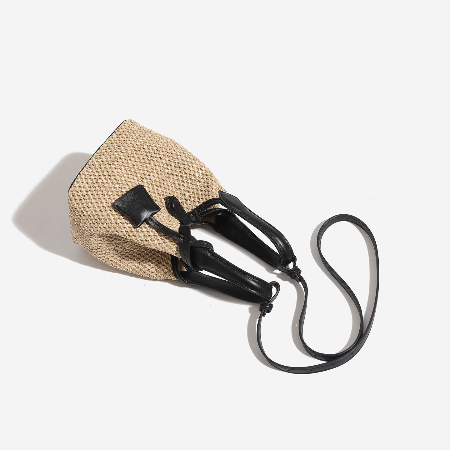 Korean-style Niche-design Straw Tote Bucket Bag