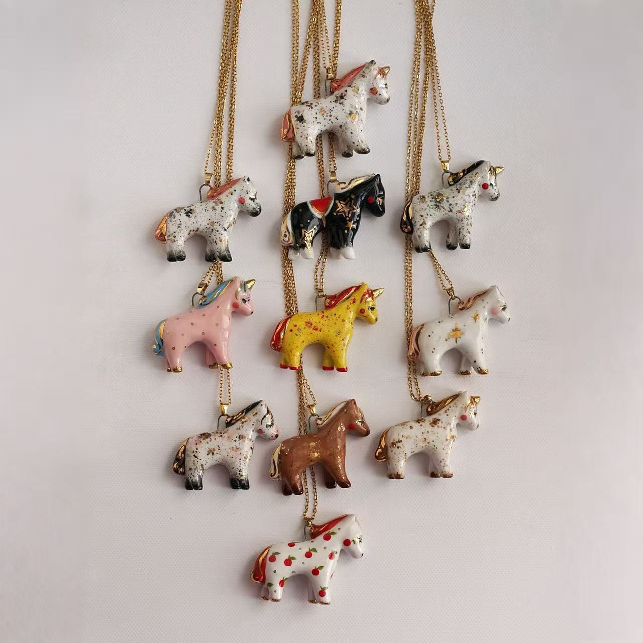 Star Moon Mom Heart-shaped Necklace With Light Luxury And Adjustable Design