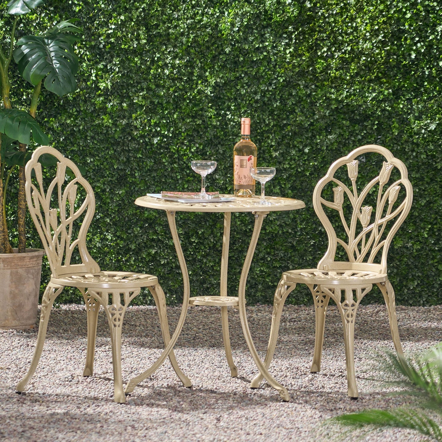 Nassau Cast 3 Piece Bistro Set