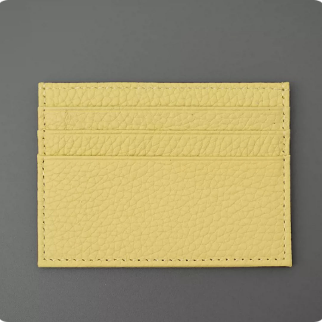 A Simple, Practical, And Exquisite One-piece Card Holder Made Of Top-grain Cowhide.
