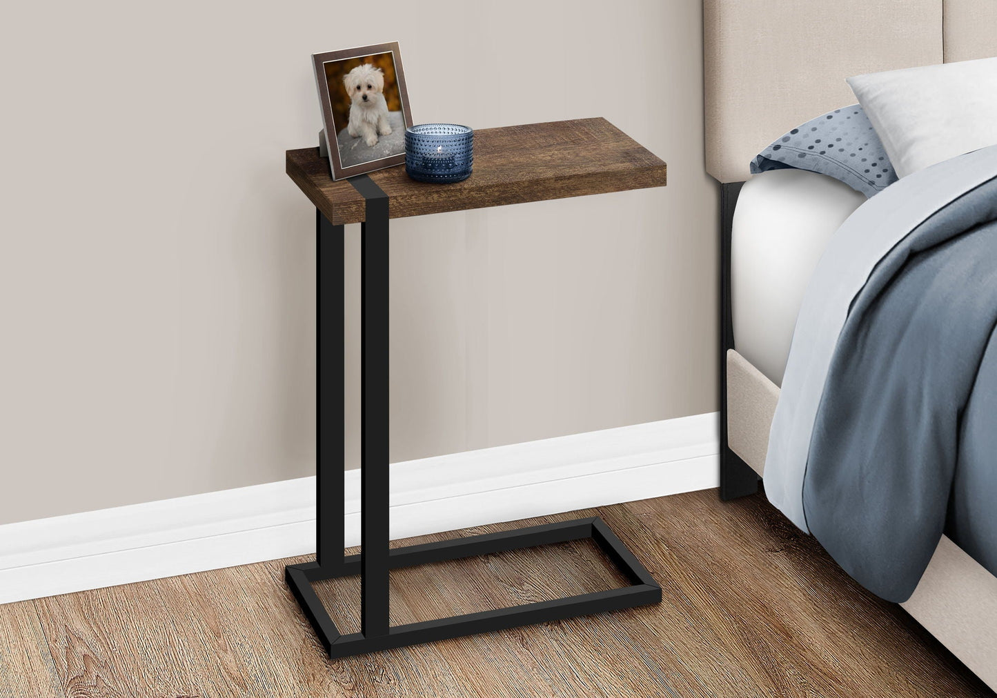 Accent Table, C-Shaped, Contemporary & Modern Stylish Design