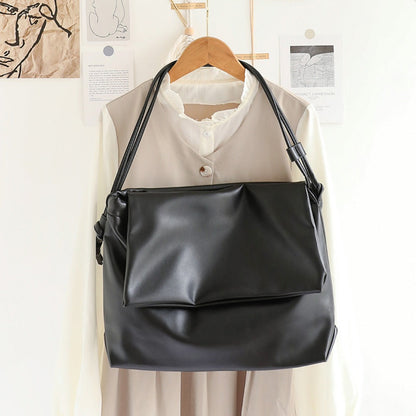 Casual One-Shoulder Messenger Bag – Retro-Textured Soft Leather Underarm Women's Bag, Versatile Flip-Top Portable Tote Bag