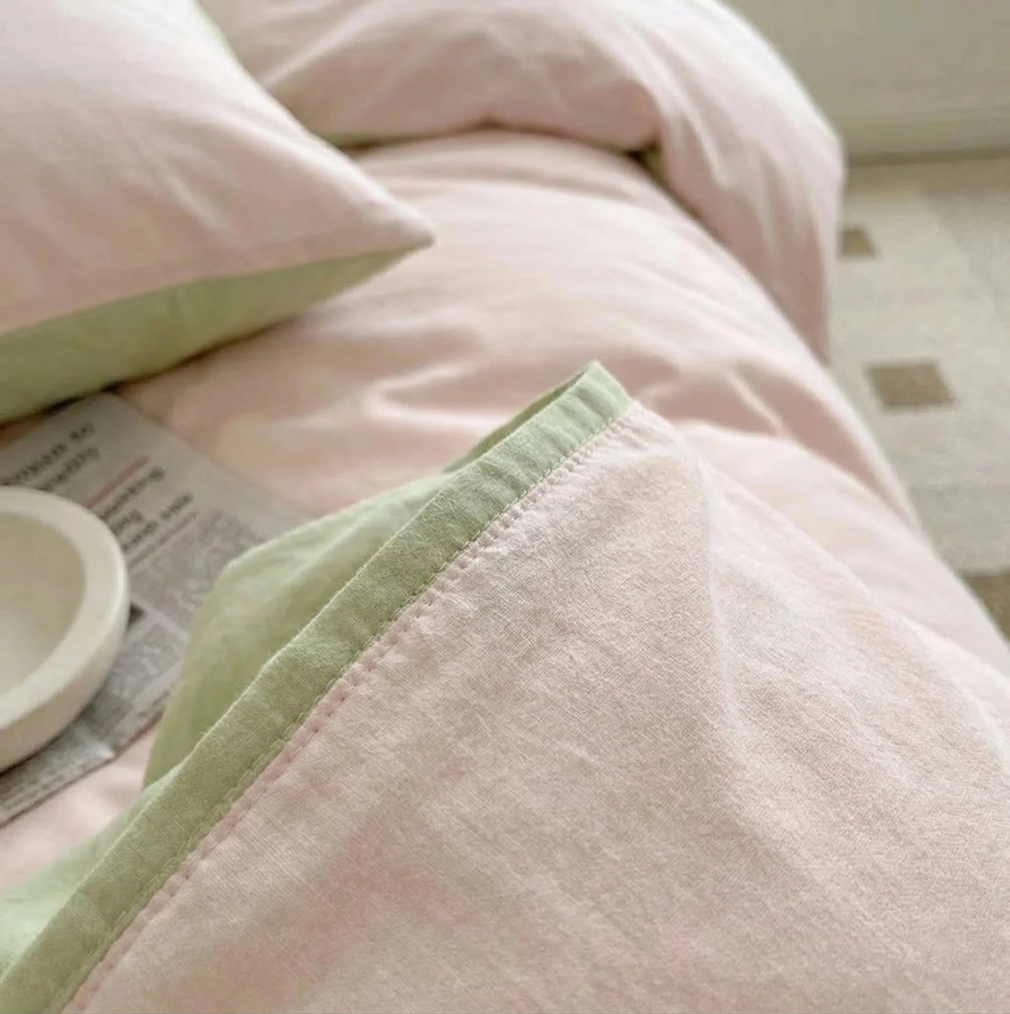 Duo Bedding Set / Pink + Green