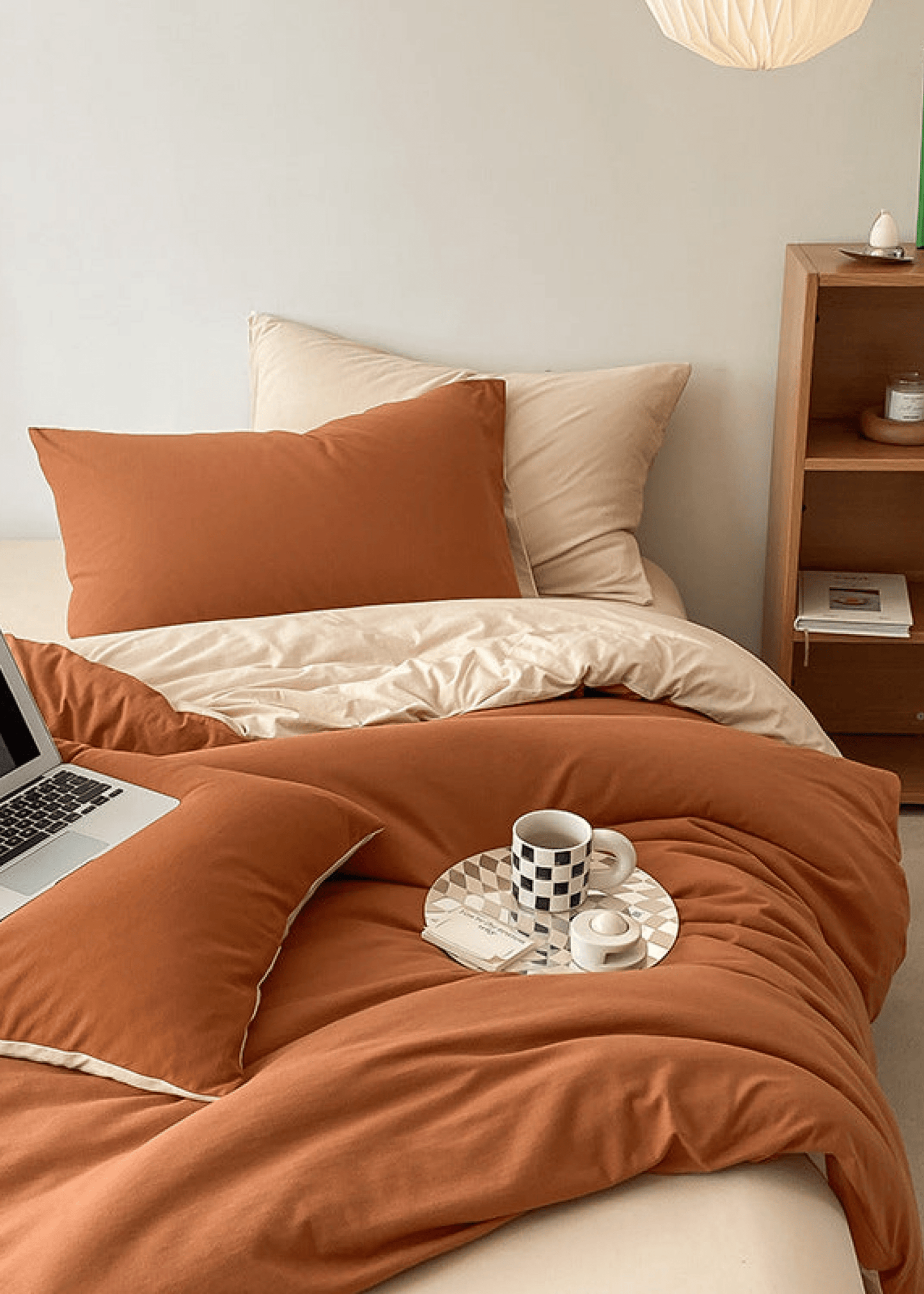 Duo Earth Tone Jersey Knit Bedding Set / White Beige