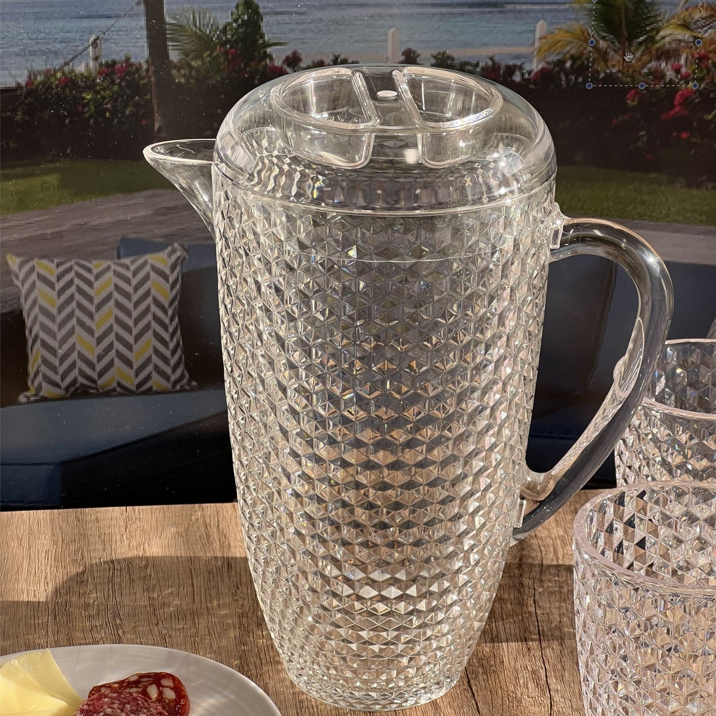 Diamond Cut Unbreakable Plastic Water Pitcher with Lid, 2.5 Quarts, Clear Acrylic, Easy-Pour Spout