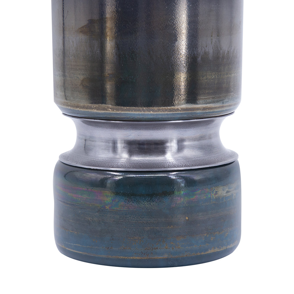 D5.1x13.2" Glass Vase