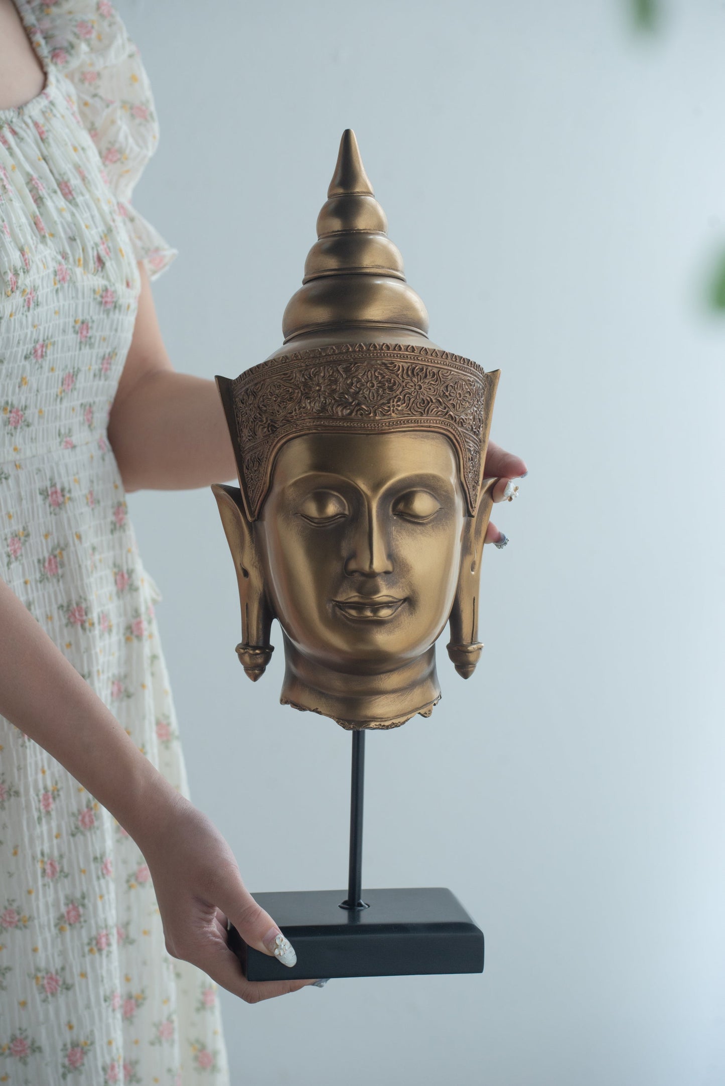 Buddha Statue Head On Stand