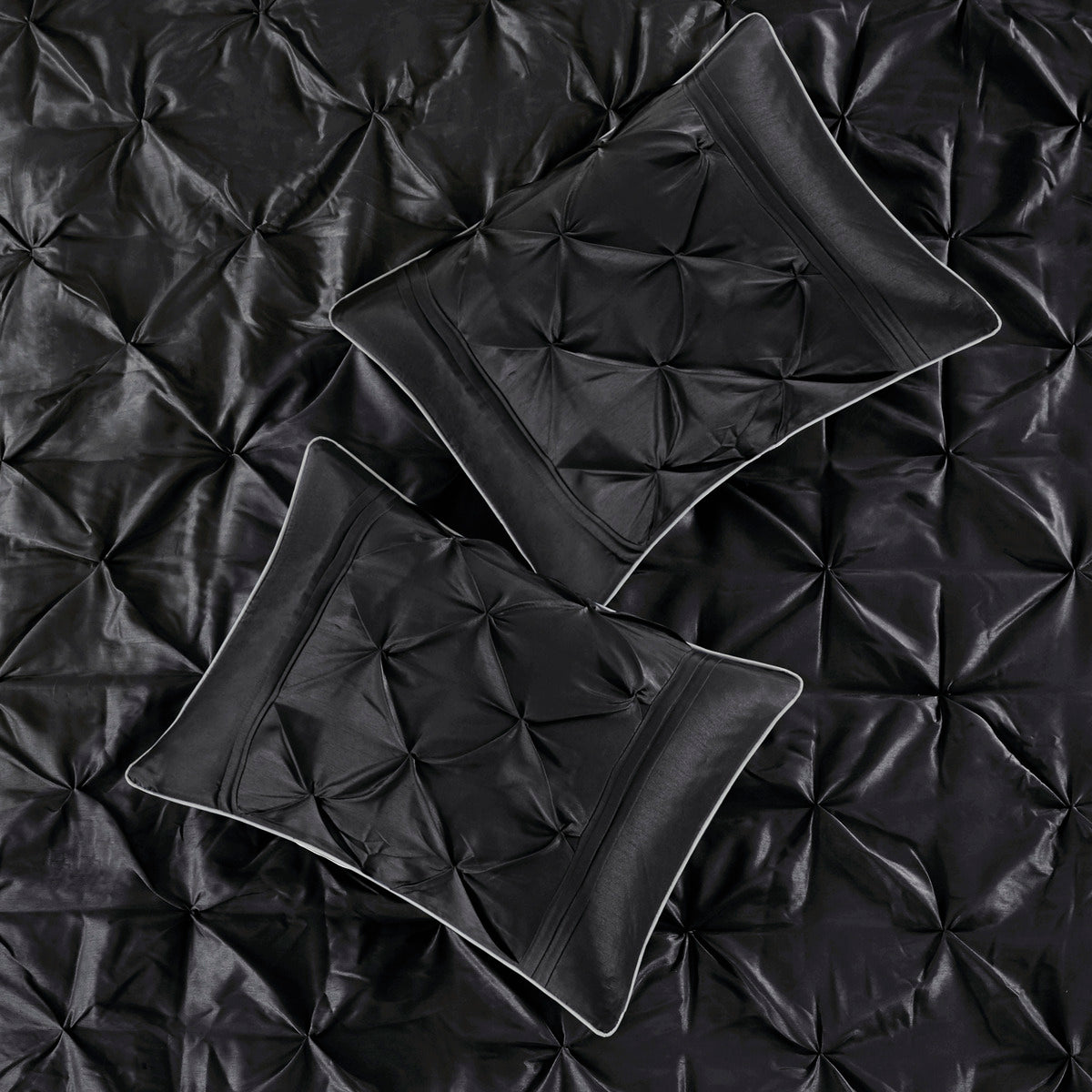 7 Piece Tufted Comforter Set Black California King