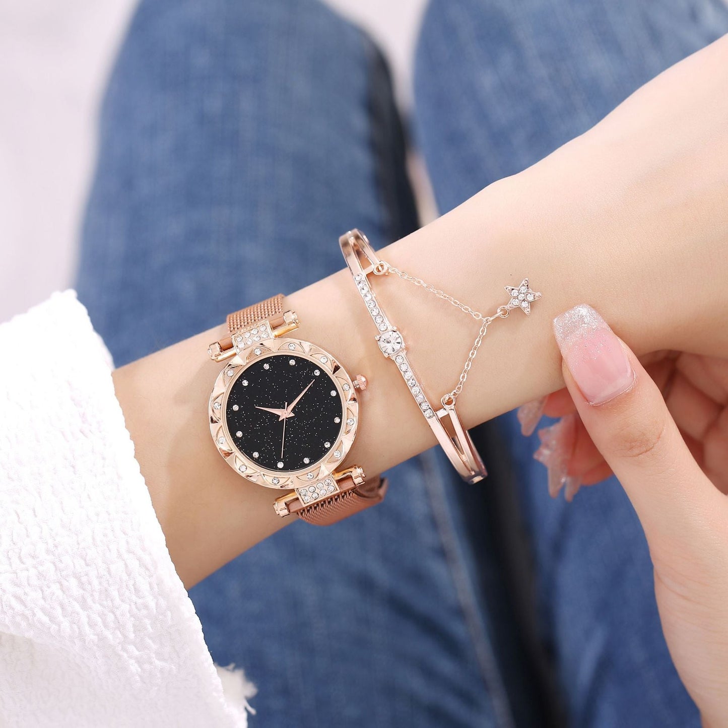 Magnetic Strap Set Womens Quartz Wristwatch