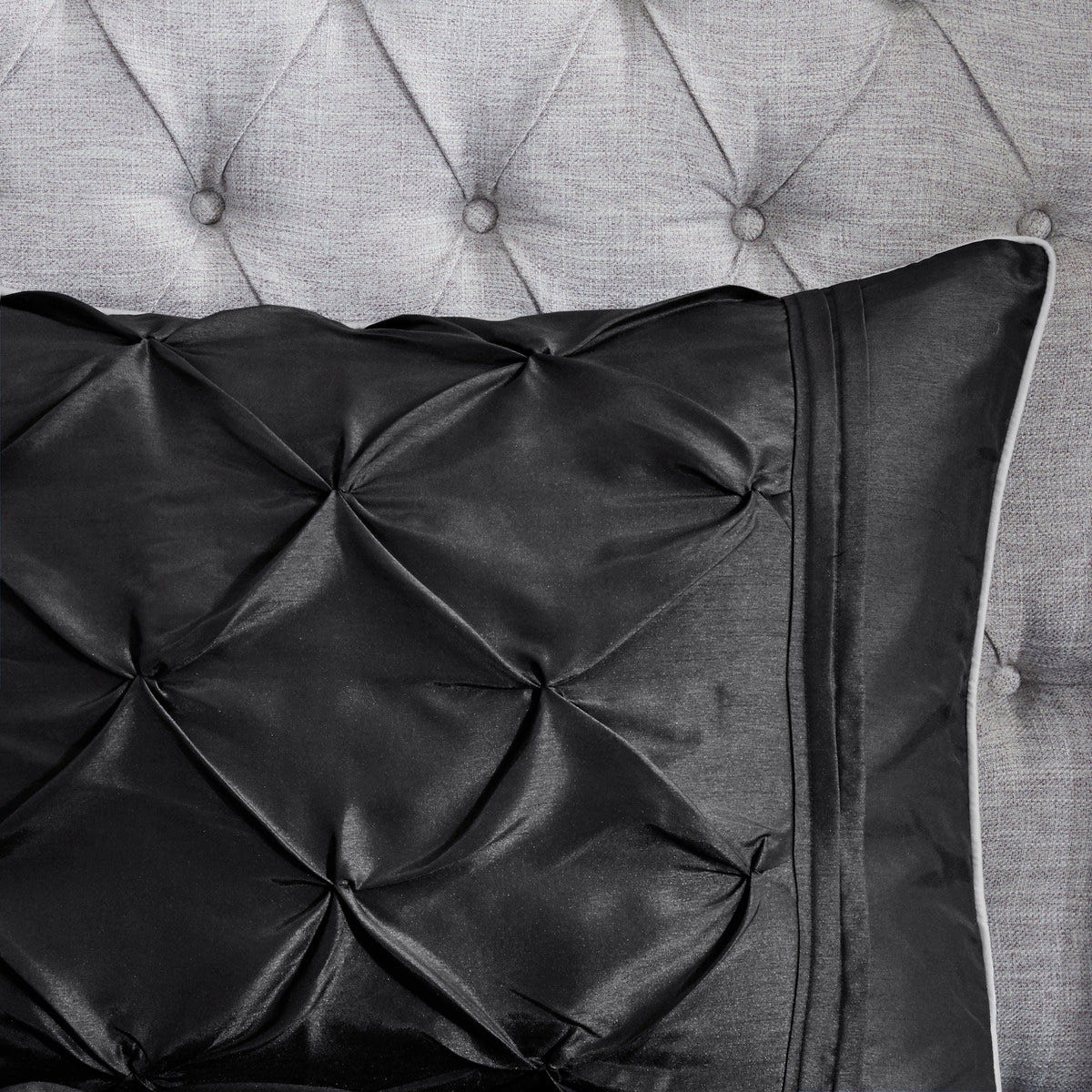 7 Piece Tufted Comforter Set Black California King