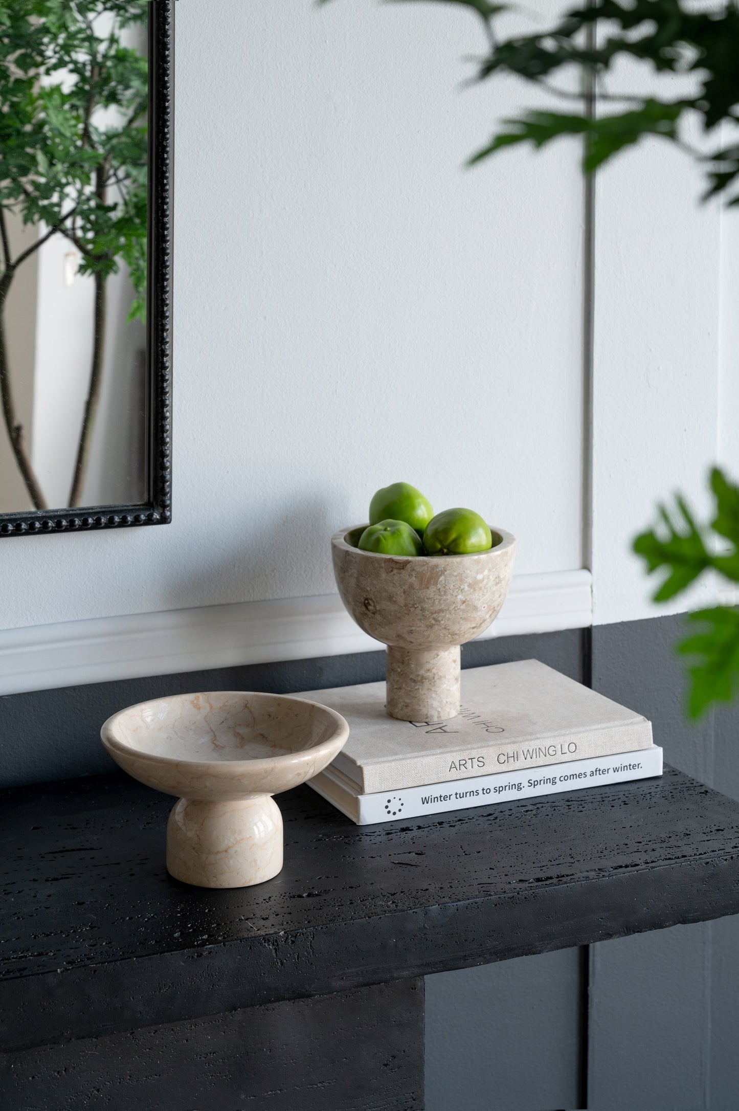 7x7x4" Round Marble Pedestal Fruit Bowl