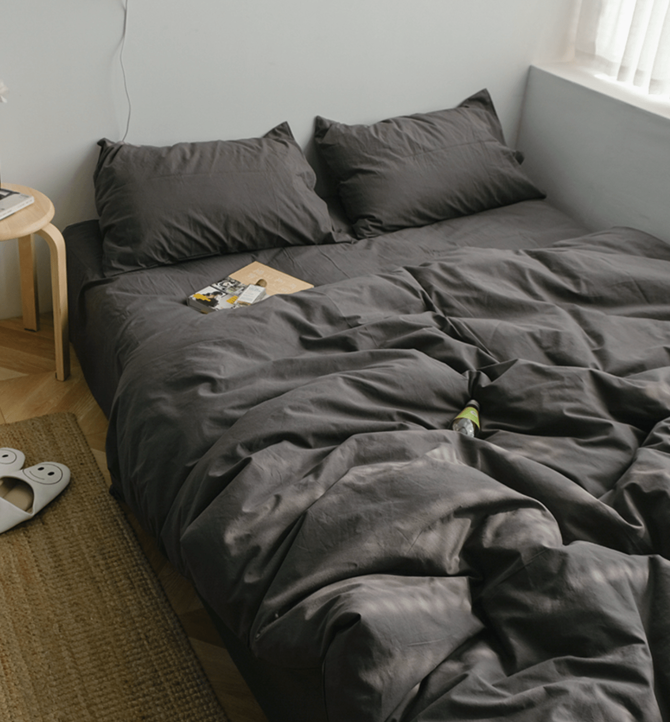 Earth Tone Bedding Set / Dark Blue
