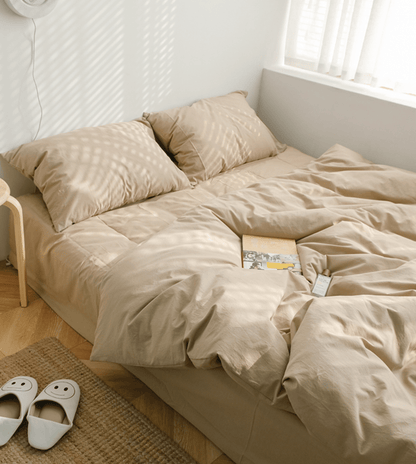 Earth Tone Bedding Set / Gray