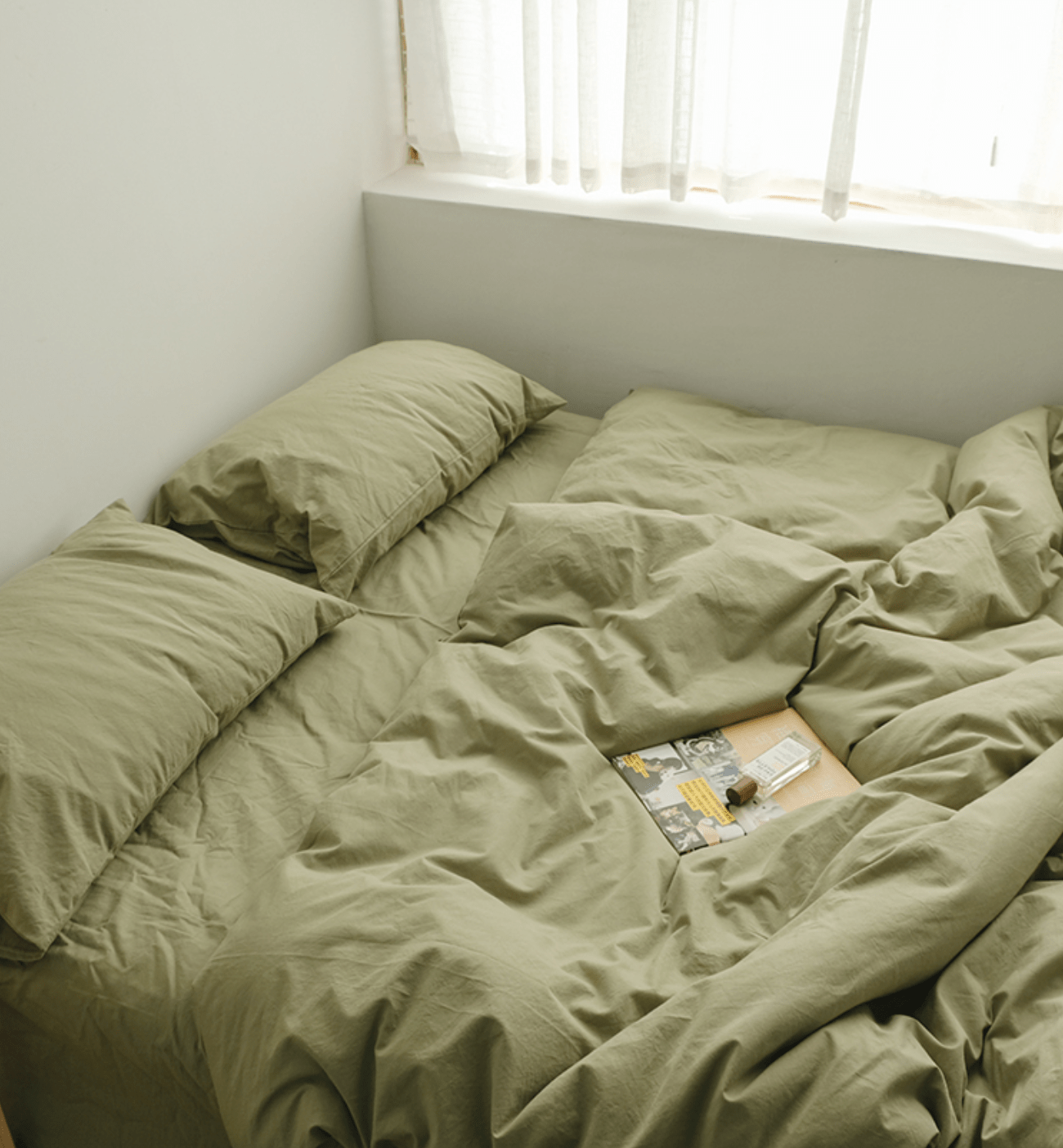 Earth Tone Bedding Set / Gray