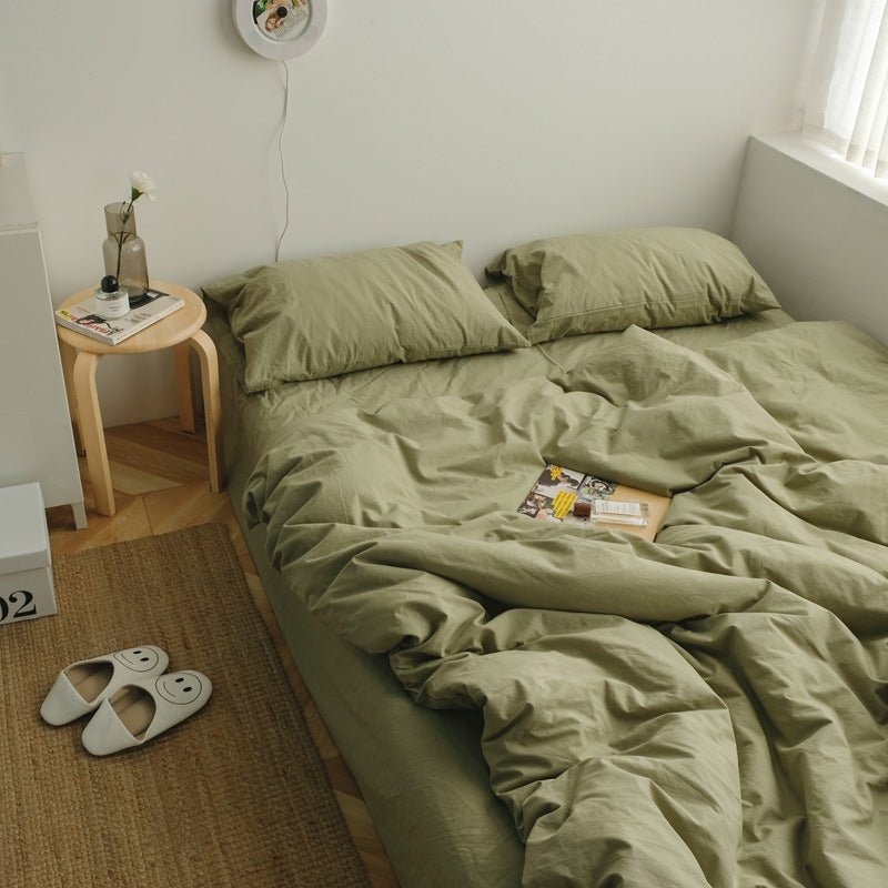 Earth Tone Bedding Set / Moss Green
