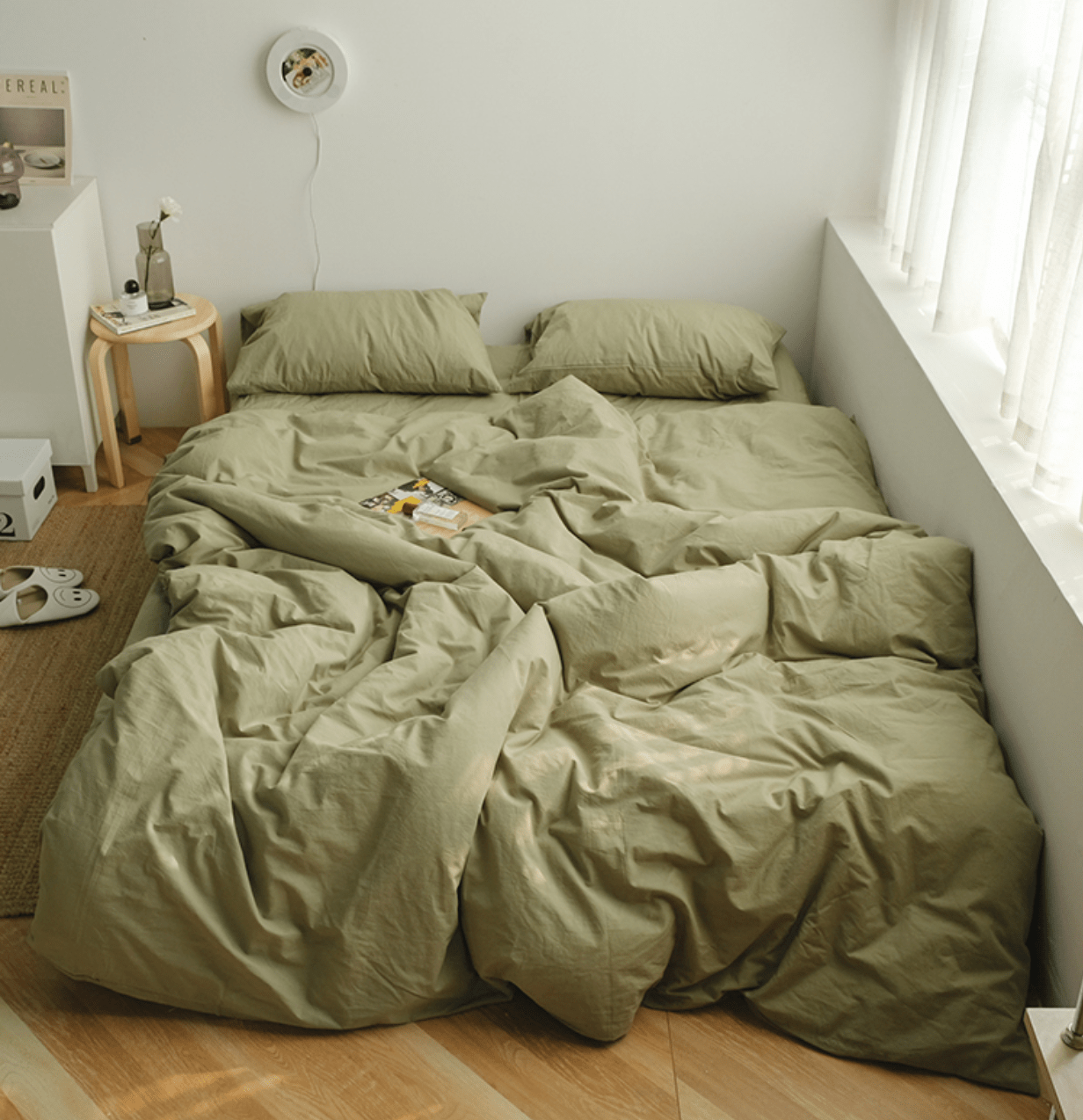 Earth Tone Bedding Set / Moss Green