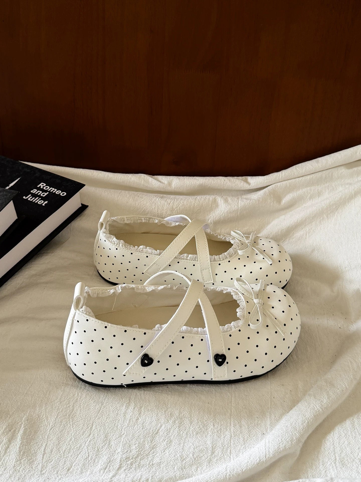 Flat Bottomed Shallow Mouth Single Shoe For Women 2026 New Summer Ballet Style Soft Sole Mary Jane Student Lace And Bean Shoes
