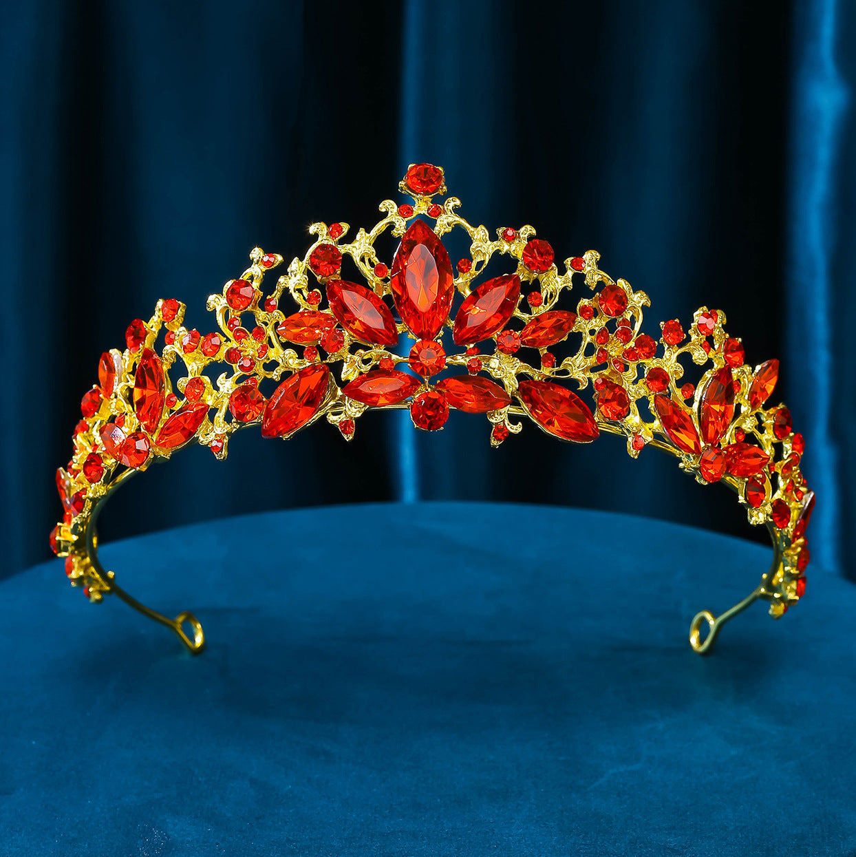 Chinese Style Golden And Red Bridal Wedding