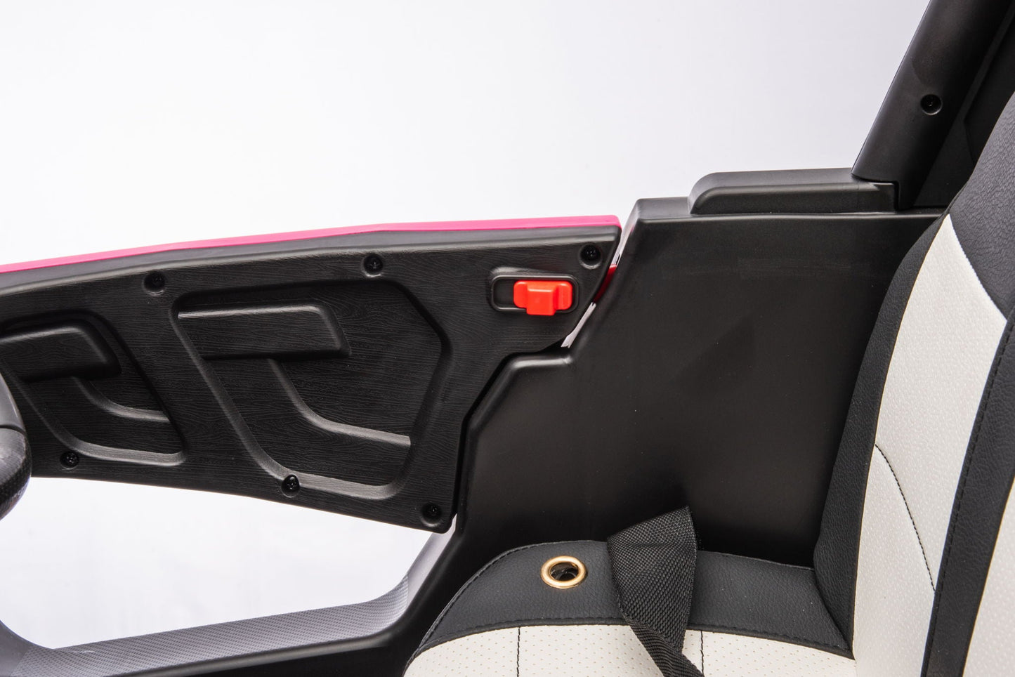 12V7A*1 30W*4 Four-Wheel Drive Seat One Button Start, Forward And Backward, High And Low Speed, Music, Front Light, Power Display, Two Doors Can Open, 2.4G R / C, Seat Belt Four Wheel Absorber