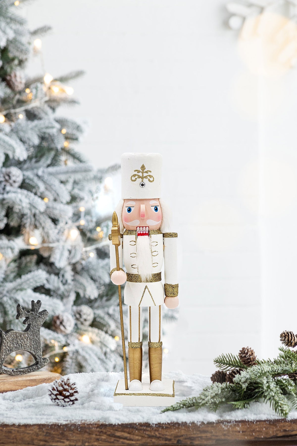 4x3.1x14.1" Table Standing Nutcracker