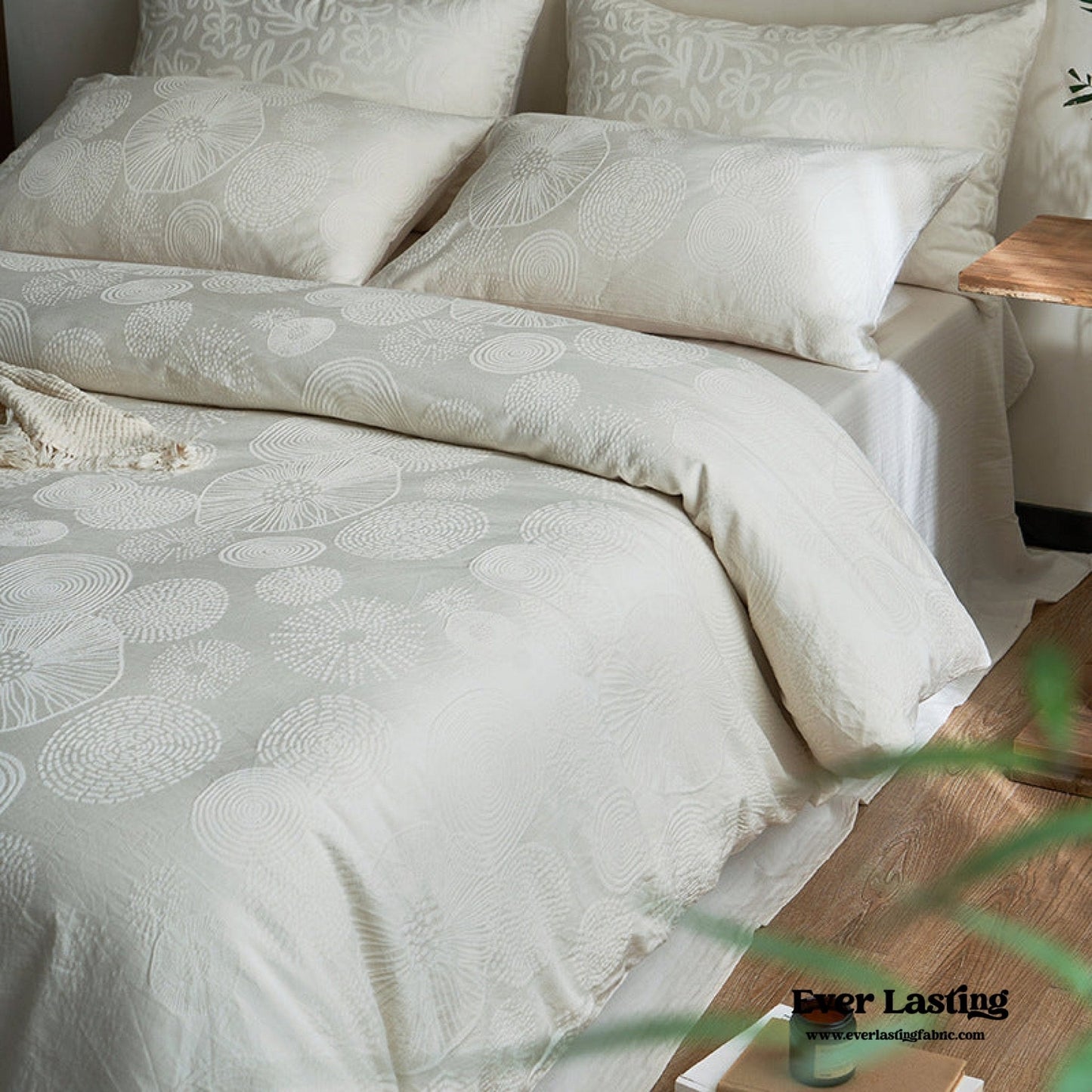 Elin Tencel Silky Jacquard Bedding Set / Bouquet