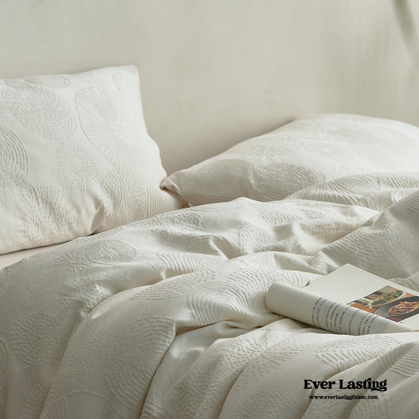 Elin Tencel Silky Jacquard Bedding Set / Bouquet