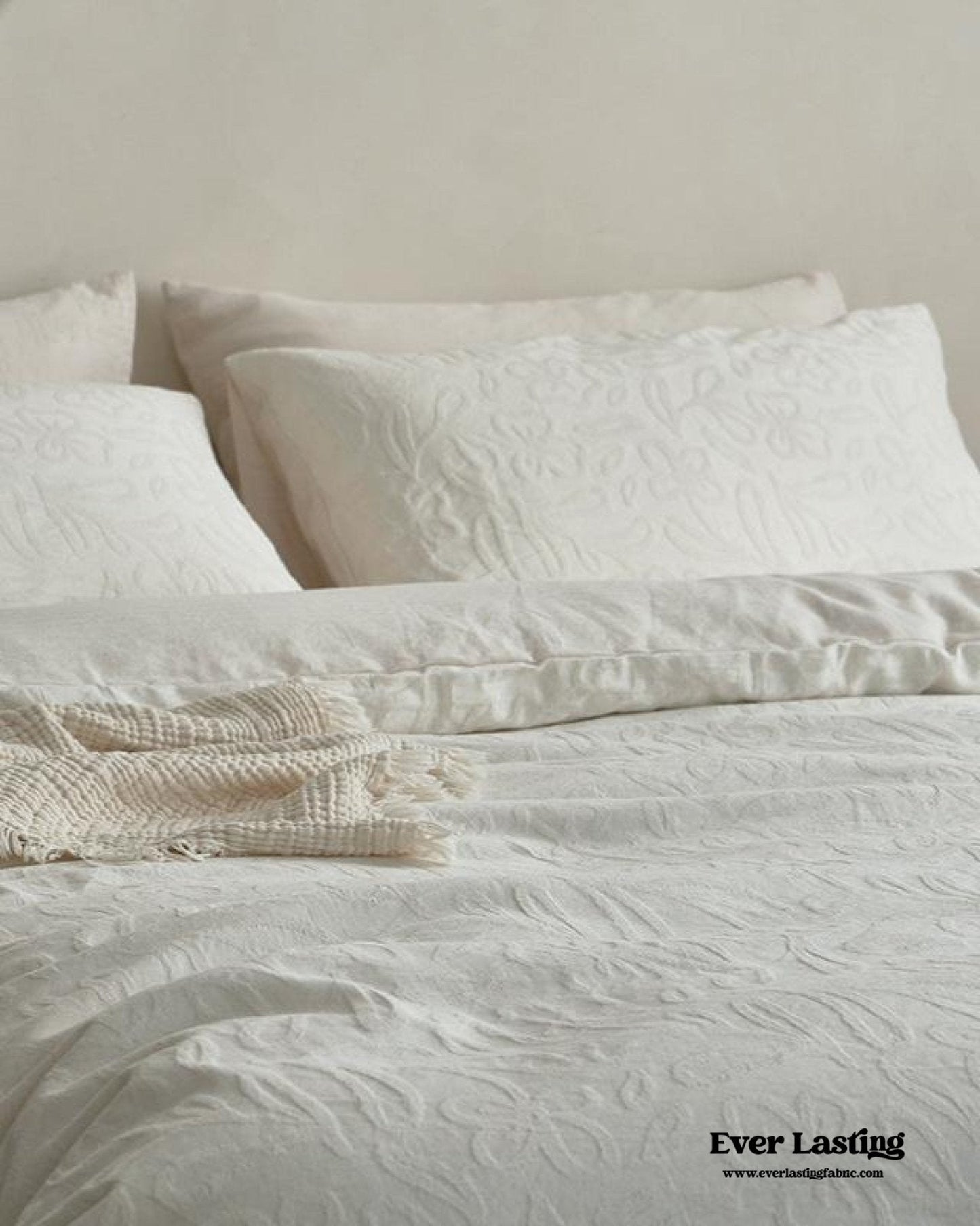 Elin Tencel Silky Jacquard Bedding Set / Bouquet