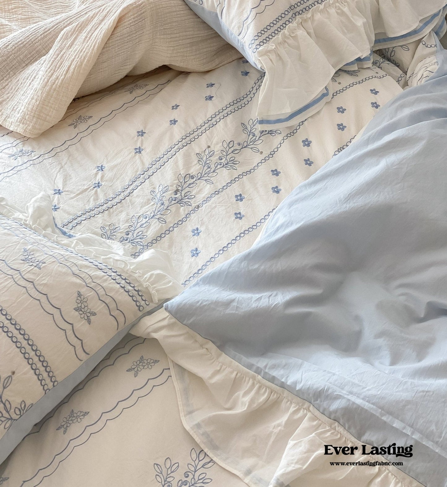 Embroidered French Lace Ruffle Bedding Set / Pink