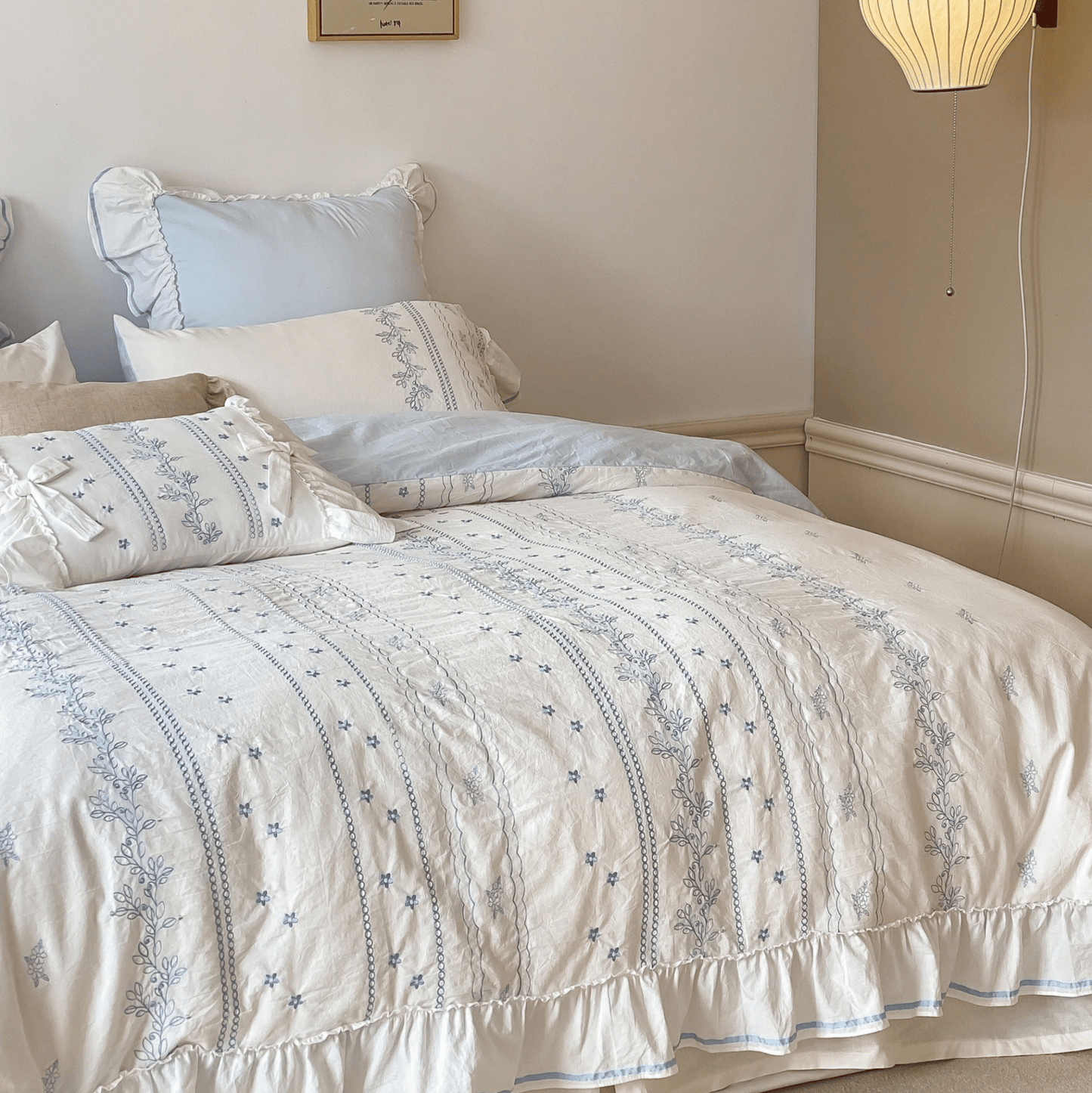 Embroidered French Lace Ruffle Duvet Cover / Pink