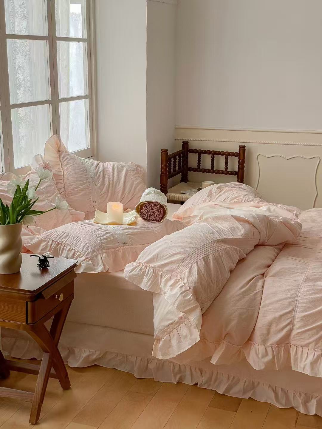 Embroidered Lace Ruffle Bedding Set / Pink