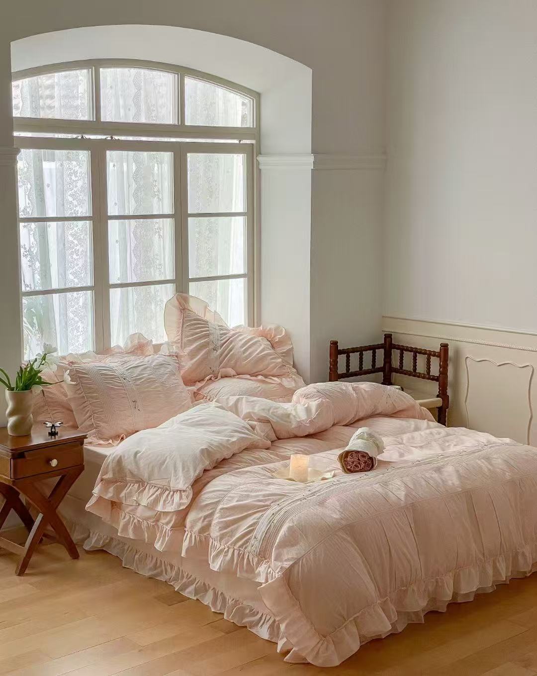Embroidered Lace Ruffle Bedding Set / Pink