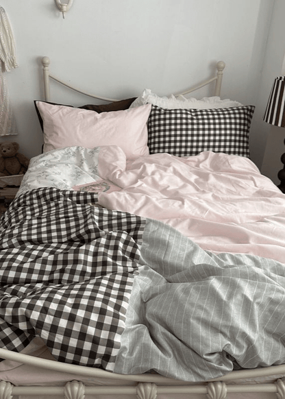 Emi Patchwork Gingham Bedding Set / Soft Mocha Pink