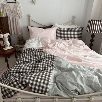 Emi Patchwork Gingham Bedding Set / Soft Mocha Pink