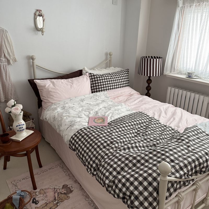 Emi Patchwork Gingham Bedding Set / Soft Mocha Pink