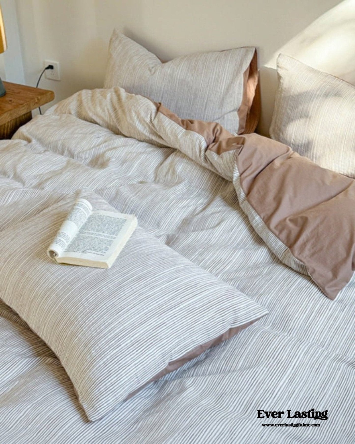 Emma Duo Striped Jacquard Bedding Set / Cream