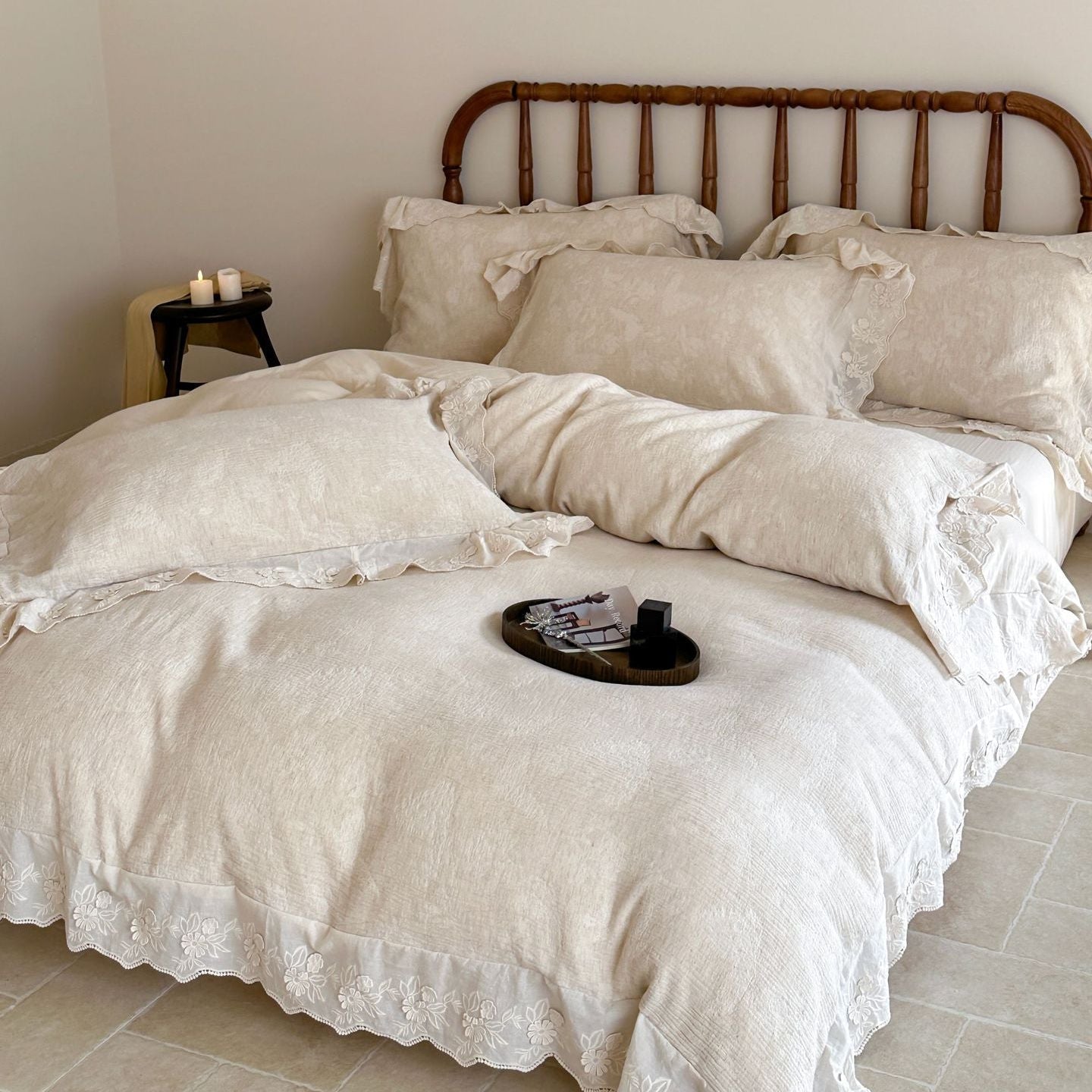 Emmeline Lace Ruffle Floral Bedding Set / Gray