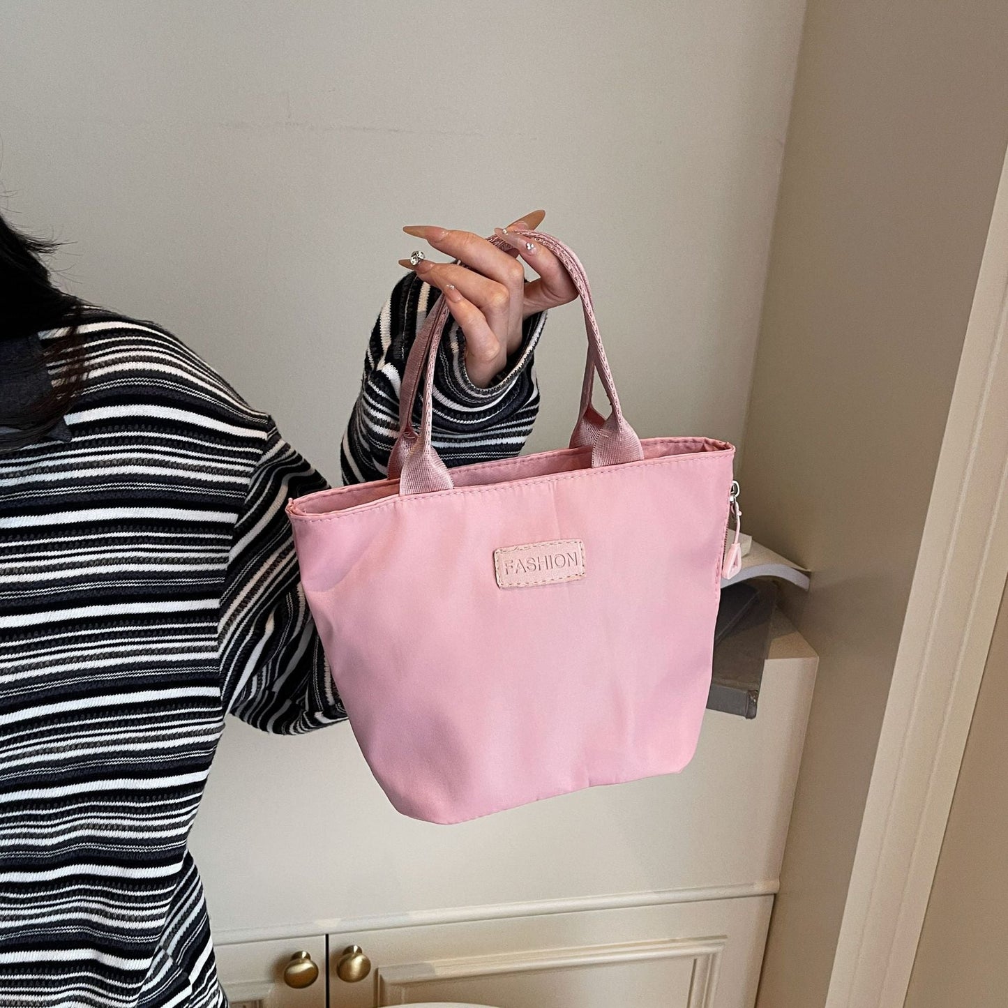 Fashionable Womens Ba Casual Fabric Tote Versatile Commuter Handbag
