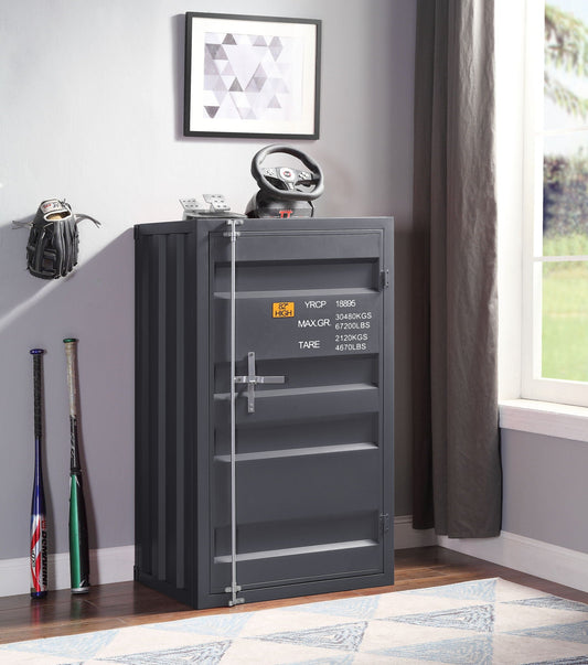 Cargo Ample Storage Chest