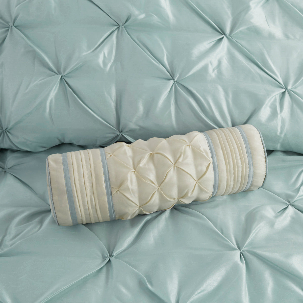 7 Piece Tufted Comforter Set Seafoam California King