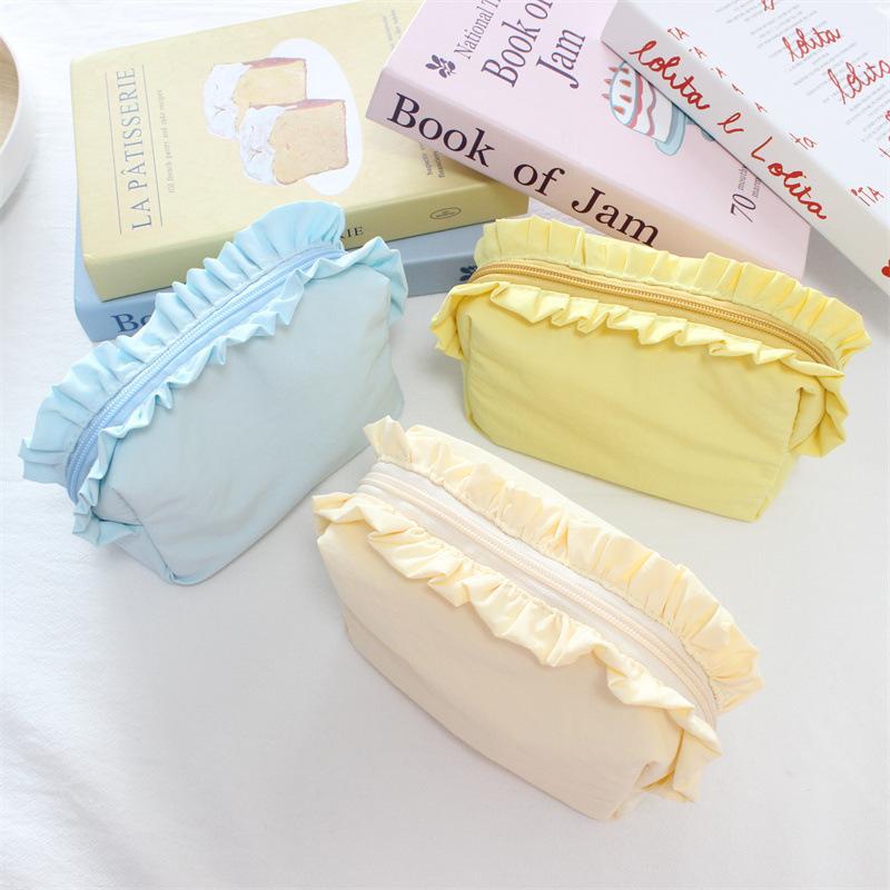 Korean-style Ruffled Makeup Bag Simple Nylon Waterproof Storage Pouch