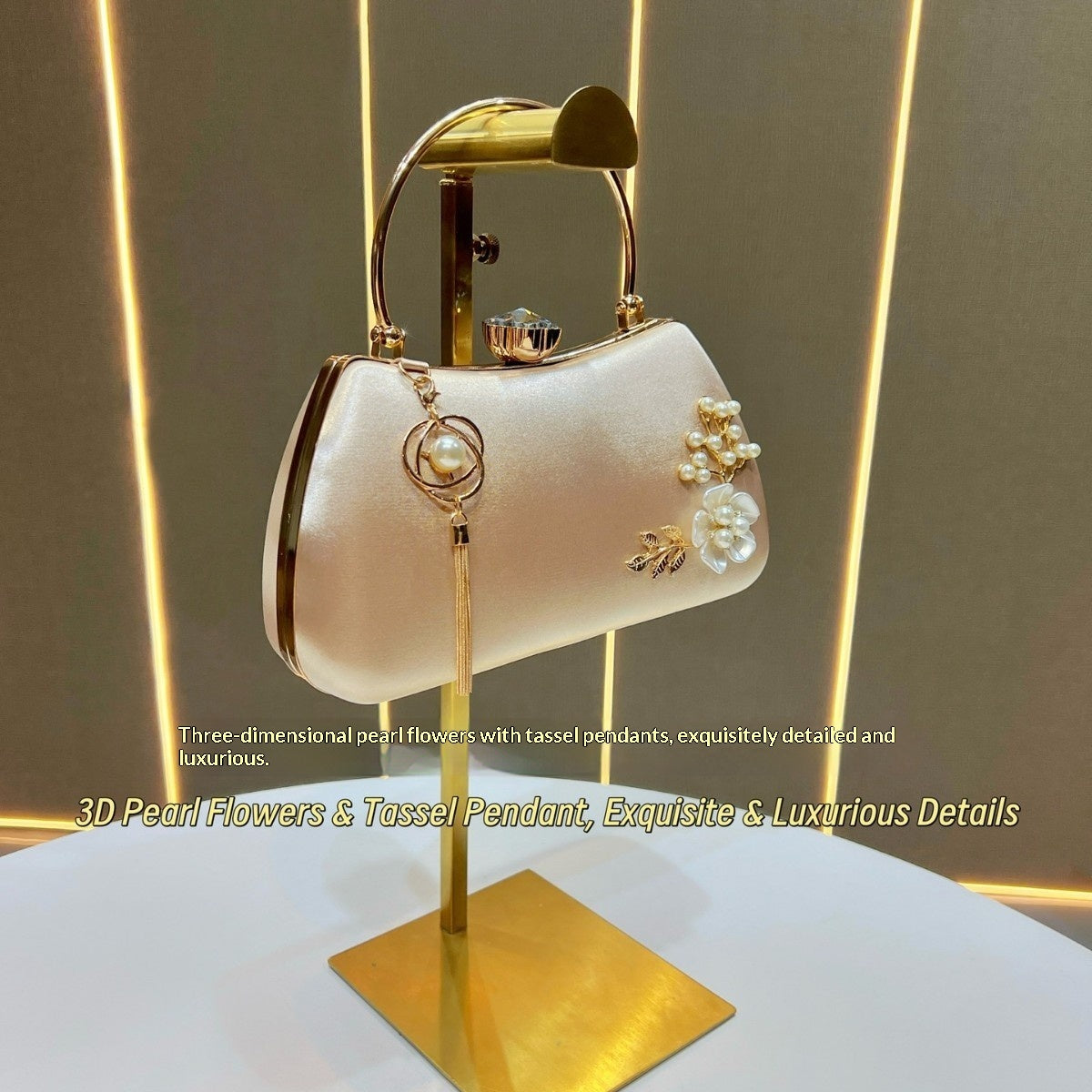 Pearl-encrusted Diamond-studded Tassel Pendant Handbag