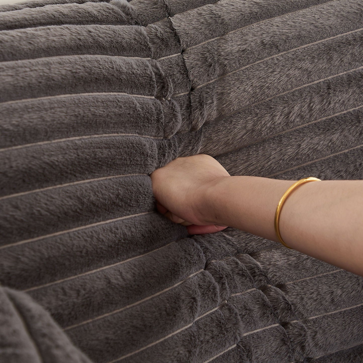 Modern Single Sofa With Backrest Pillow For Living Room