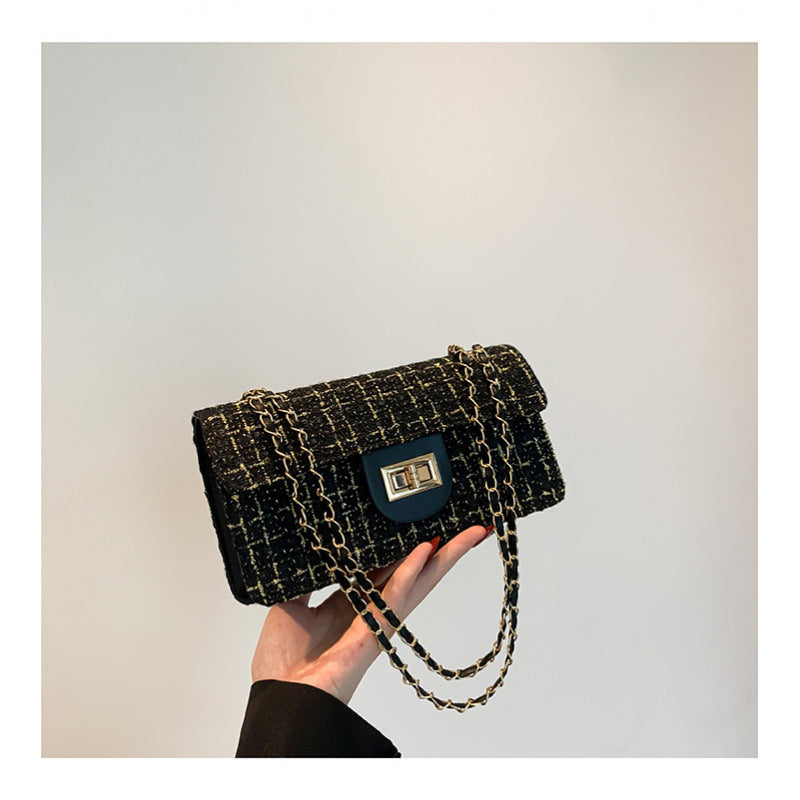 Womens Checkerboard-pattern Shoulder Bag With A Chain Strap