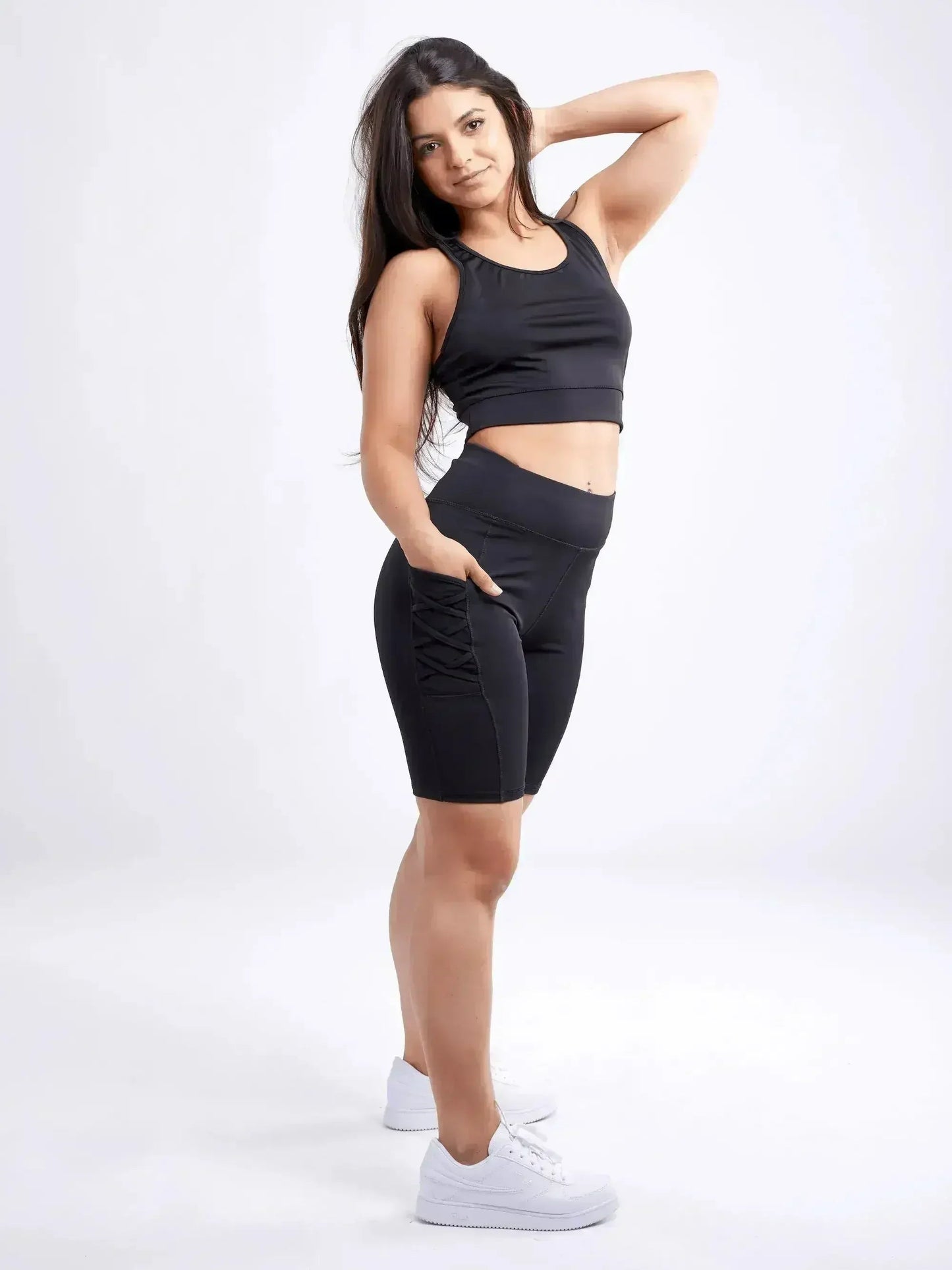 Racerback Training Crop Tank – Lightweight & Breathable for Workouts