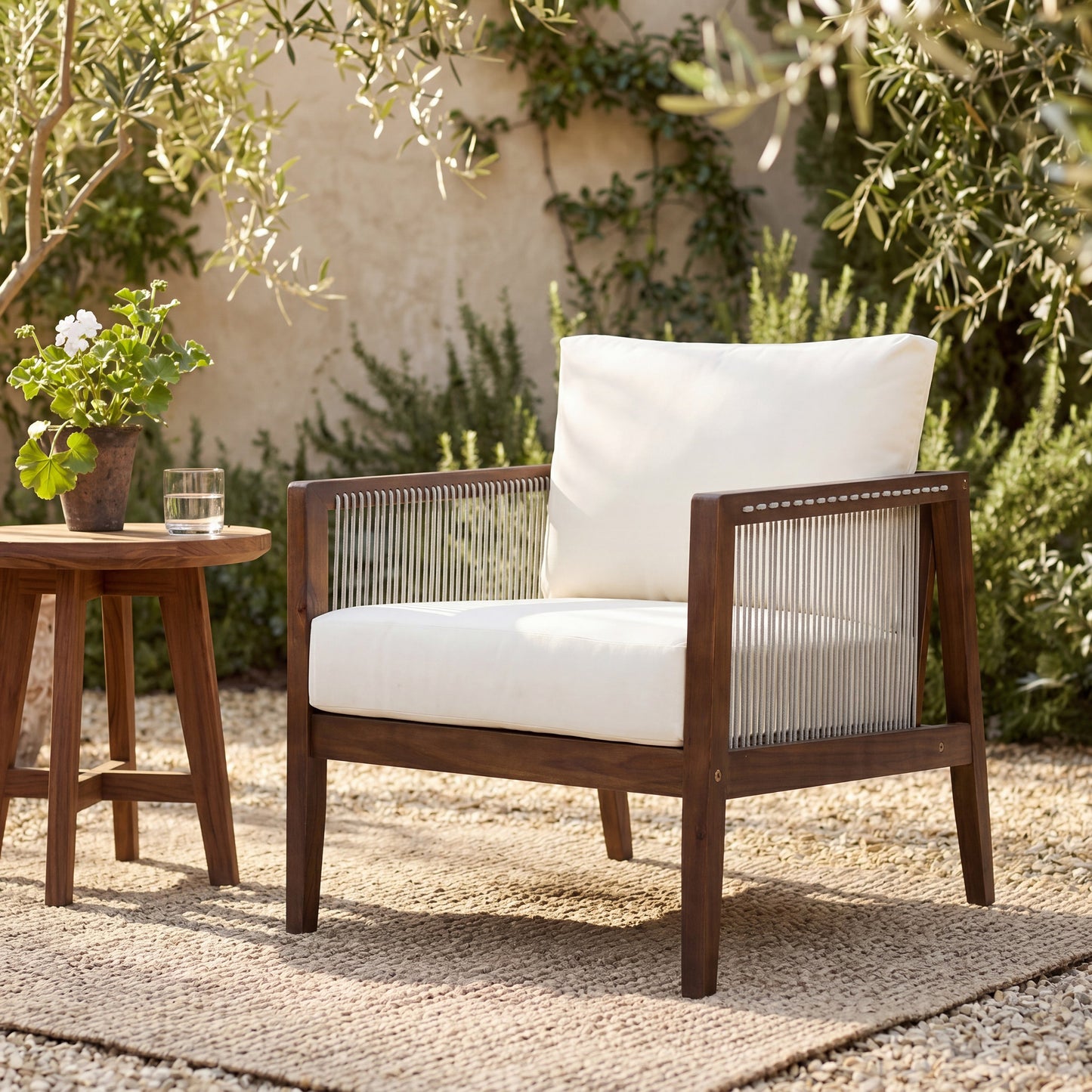 Outdoor Club Chair, Acacia Wood Frame with Rope Back, Water-Repellent